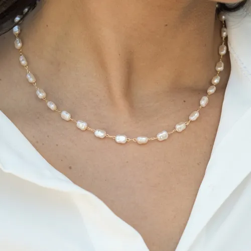 Colar de Pérola Barroca com Detalhe Oval