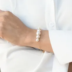 Pulseira de Pérola com Detalhe de Pérola Maior no Centro