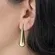 Brinco Maxi Gota Alongada Abaulada Banhado a Ouro 18k  – Impacto e Sofisticação