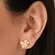 Brinco Flor com Pétalas Lisas e Zircônia no Miolo Tamanho M  Banhado a Ouro 18 k