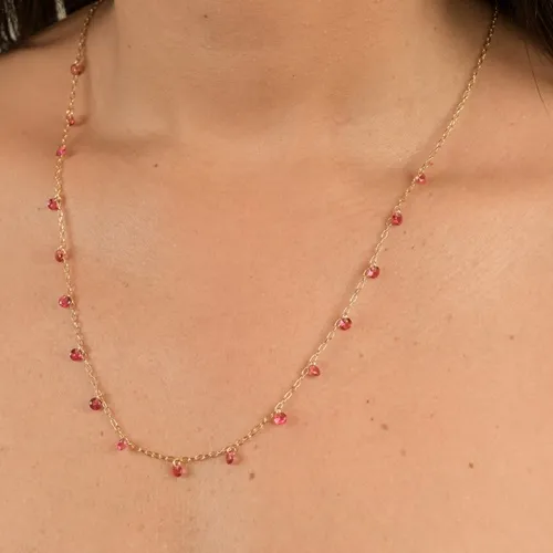 Colar Corrente Cadeado de 60 cm com Pingente de Mini Cristais Rosa Escuro Banhado a Ouro 18k