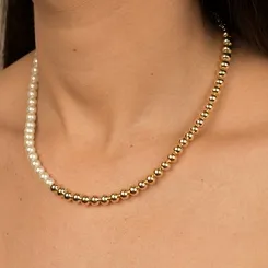 Colar Choker Metade Bolinhas Lisas e Metade Pérolas  Banhado a Ouro 18k