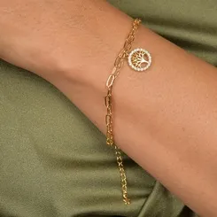 Pulseira Corrente Cartier com Pingente Circular Vazado e Árvore da Vida Cravejada com Zircônias Banh