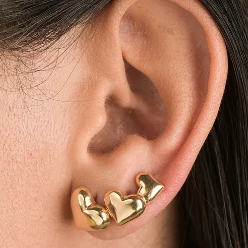 Trio de Brincos de Coração Liso Banhado a Ouro 18k – Delicadeza em Três Tamanhos