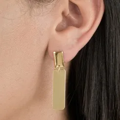 Brinco Chapa Lisa com Pingente Retangular Banhado a Ouro 18k