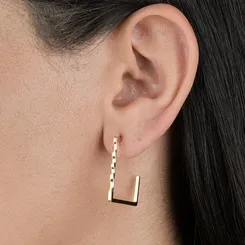 Brinco Argola Quadrada Tamanho G – Detalhe Aro Retorcido Banhado a Ouro 18k