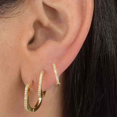 Trio de Argolas Cravejadas com Microzircônias Branhado a Ouro 18 k