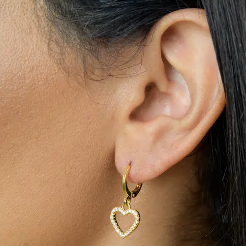 Brinco Argola Articulada com Pingente Coração Cravejado  Banhado a Ouro 18 k