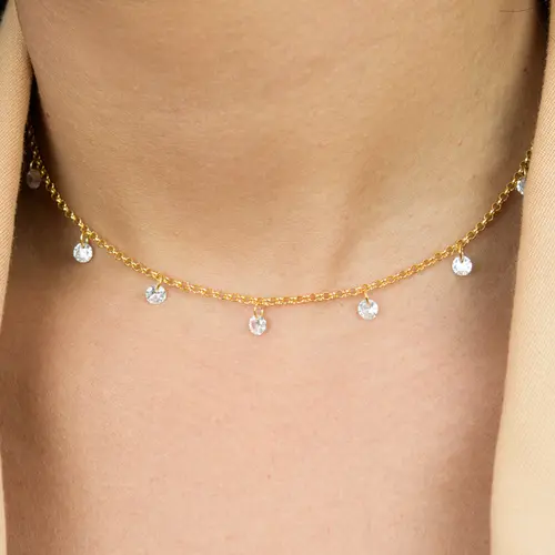 Colar Choker com Pingentes de Cristais Banhada a Ouro 18k