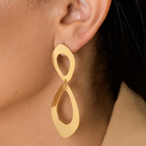 Brinco Gota Geométrica Banhado a Ouro 18K
