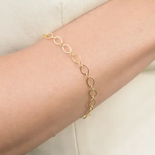 Pulseira com Elos Amendoados Liso banhada a Ouro 18k