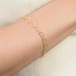 Pulseira com Elos Amendoados Liso banhada a Ouro 18k