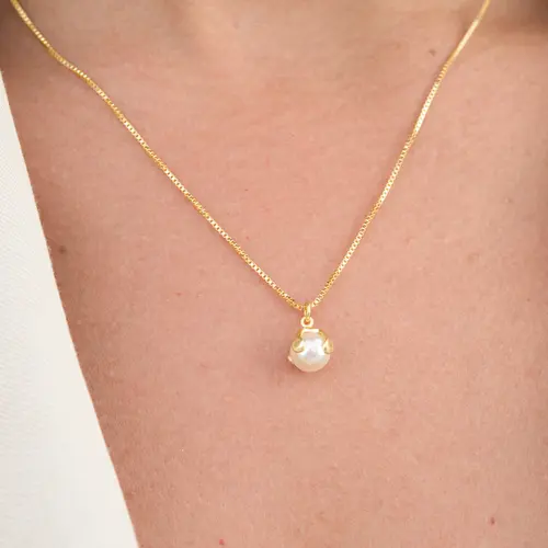 Colar com Pingente de Pérola de 7 mm Banhado a Ouro 18 k