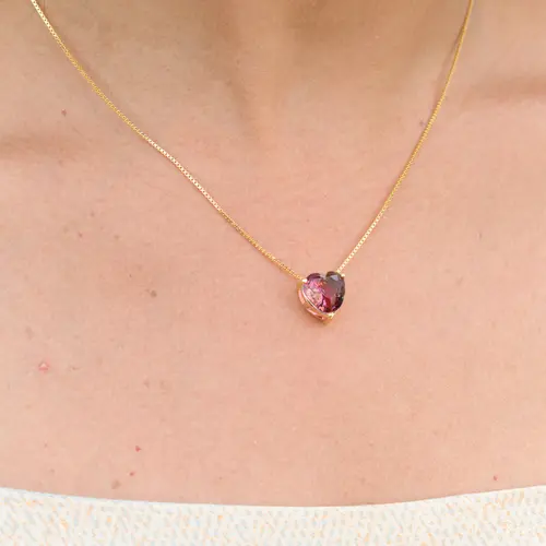 Colar com Pingente Coração em Cristal Rosa ou Azul Banhado a Ouro 18K