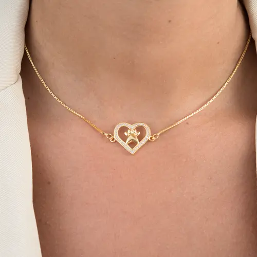 Colar Choker Coração Cravejado com Zircônias com Patinha Lisa no Centro Banhado a Ouro 18K