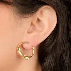Brinco Argola Orgânica Torcida Banho Ouro 18k