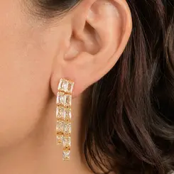 Brinco Longo com Zircônias Retangulares Banhado a Ouro 18k
