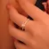 Solitário Clássico Aro Cravejado com Zircônias Banhado a Ouro 18 k