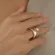 Solitário Clássico Aro Cravejado com Zircônias Banhado a Ouro 18 k