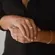 Solitário Clássico Aro Cravejado com Zircônias Banhado a Ouro 18 k