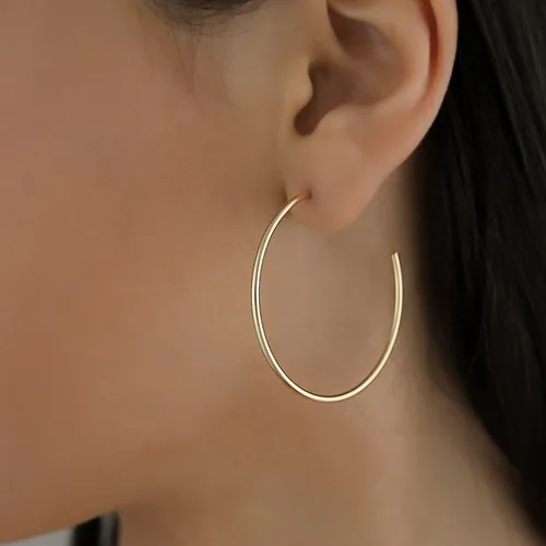 Brinco de Argola Tradicional Tamanho P – Elegância Clássica Banhada a Ouro 18k