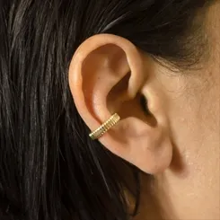 Brinco Piercing Detalhado