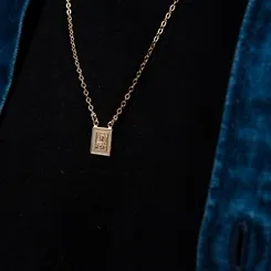 Escapulário Unissex O Senhor Te Abençoe e Te Guarde Banhado a Ouro 18 k