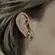 Brinco Earhook Love