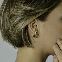 Brinco Earhook Tiras Retorcidas
